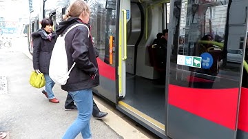 オーストリア・ウィーンの路面電車トラムの乗り方  How to ride a tram in Vienna, Austria 如何在奥地利维也纳乘坐电车